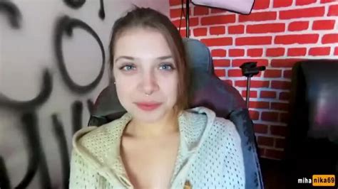 Знакомая зашла в гости и дала в обе дырочки секс порно трах анал инцест молодые sex milf gang