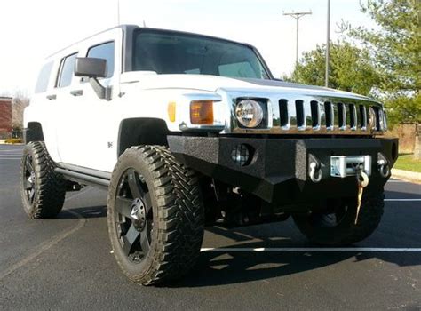 Find used 2007 White Hummer H3 Custom w/ 4" Rancho Kit (Low Miles!!!) in Barboursville, West ...