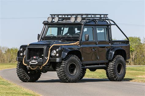 Defender De James Bond Vai A Leil O Auto Drive