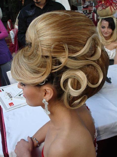 Big Updo Bridal Hair Updo Evening Hairstyles Bouffant Hair