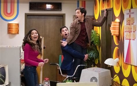 8 Nostalgic Moments From Icarly Season 2 That We Are All Excited For