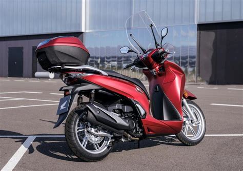 Honda Sh Prezzo E Scheda Tecnica Moto It