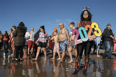 Photos Thousands Wash Off The Old Year At Th Annual Coney Island