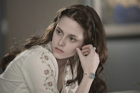 Bella Stills Hq Bella Swan Photo 3379483 Fanpop