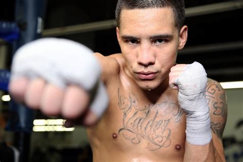 Oscar Valdez Is Back In Training Aims To Have A Bigger 2017 Boxing