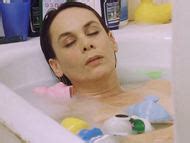 Naked Orly Silbersatz Banai In Broken Wings