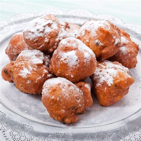 Oliebollen - Dutch Donuts Recipe - Honest Cooking Magazine