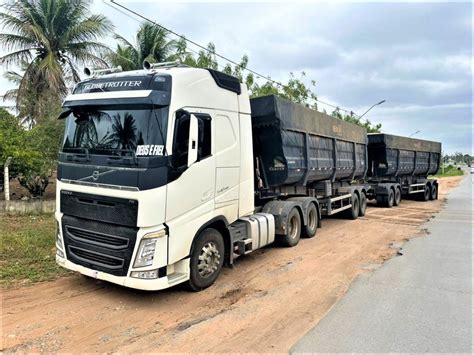 Prf Flagra Tr S Ve Culos De Carga Trafegando Mais De Toneladas