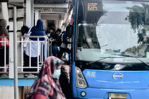 Transjakarta Targetkan Seluruh Armada Berbasis Listrik Pada 2030