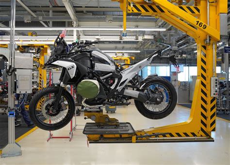 Motorrad Vergleich Bmw R 1300 Gs 2024 Vs Bmw F 650 Gs Dakar 2007