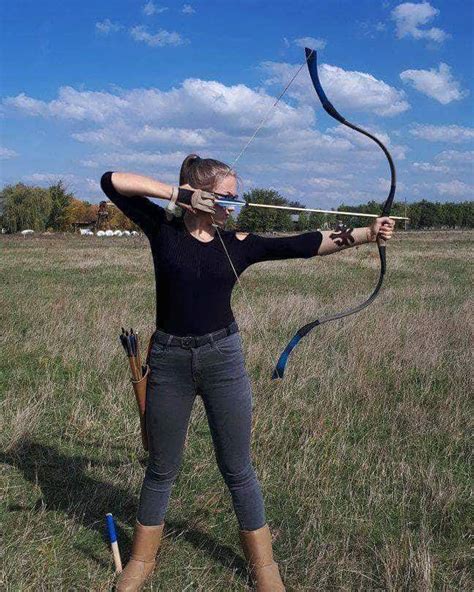 Pin By Abasc On Hun Archery Girls Archery Girl Archery