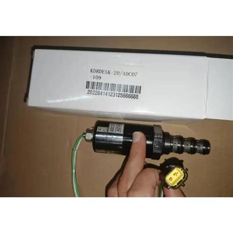 Excavator Eppr Valve Ass Y Xjbn Solenoid Valve R For Hyundai