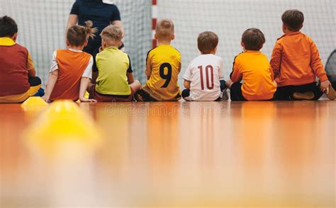 Treinamento Para Crian As No Futsal Educa O F Sicaa