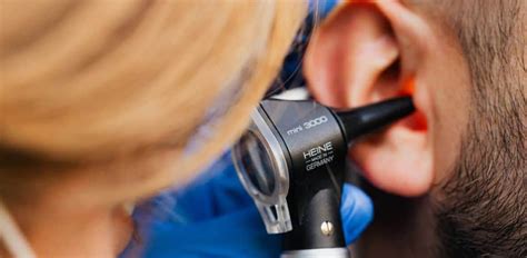 Reasons Why You Should Visit An Audiologist For Hearing Aids Active