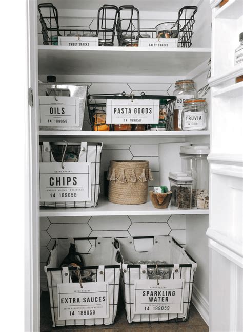 How To Achieve Top Notch Pantry Organization In Phases The Diy Vibe