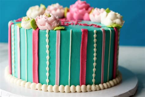 Simple Fondant Cake Designs For Beginners