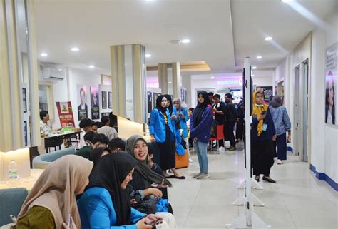 Pameran Proyek UAS Mahasiswa Institut PalComTech 2024 Institut