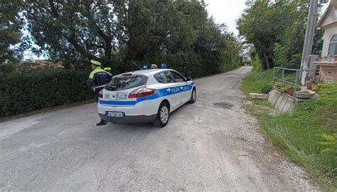 Suicidio A Senigallia Le Parole Della Mamma Di Leonardo Calcina Al