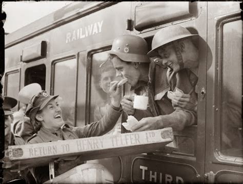 Old Photographs Of Soldiers Drinking Tea Vintage Everyday