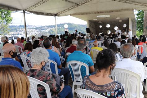 Dia De Finados Marcado Por Celebra Es Nos Cemit Rios E Homenagens