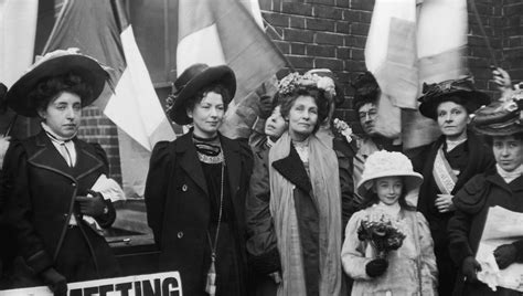 Suffragistes Et Suffragettes Au Royaume Uni La Lutte Des Femmes Pour