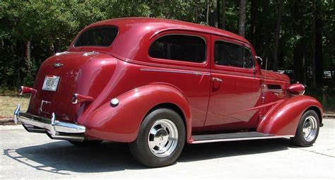 Chevrolet Custom Door Sedan