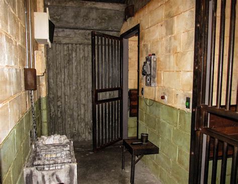 The Escape Game Orlando Prison Break Review Room Escape Artist