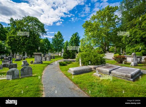 Walkway And Graves At Laurel Hill Cemetery In Philadelphia