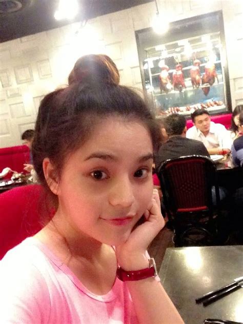 Khi Hot Girl Vi T T Ng L Gamer K C U