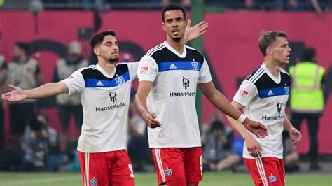 Das Sind Die Hsv Baustellen Nach Verpasstem Bundesliga Aufstieg Shz