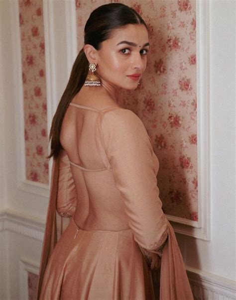 Shraddha Kapoor S Pastel Pink Anarkali Vs Alia Bhatt S Nude Toned