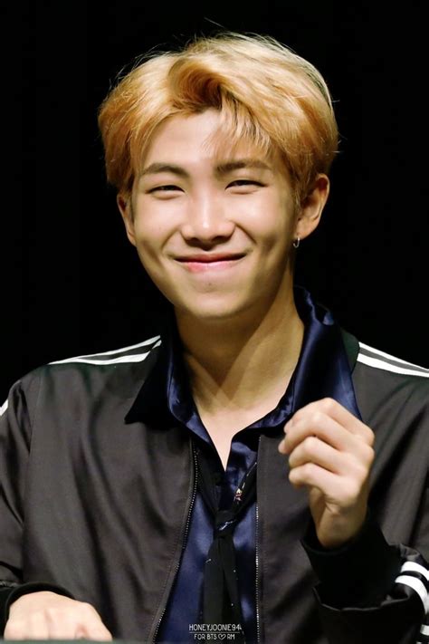 Kim Namjoon Fansign BTS 2017 Love Yourself Her Fansign Credits