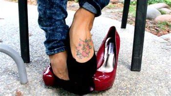 Latina Shoeplay Clips4sale