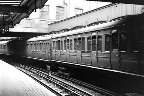 The Transport Library London Transport Electric Multiple Unit Class