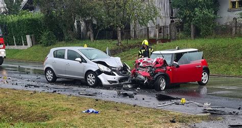 FOTO Trostruki sudar hitna odvezla više teško ozlijeđenih osoba