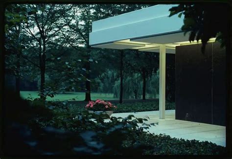 Eero Saarinen The Miller House Mid Century Home