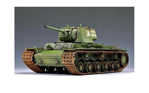 Russia KV 1 Model 1942 Lightweight Cast Tank Trumpeter 00360