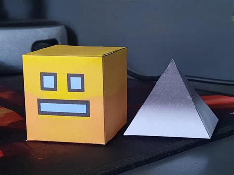 geometry dash papercraft by bromomento4657 on DeviantArt