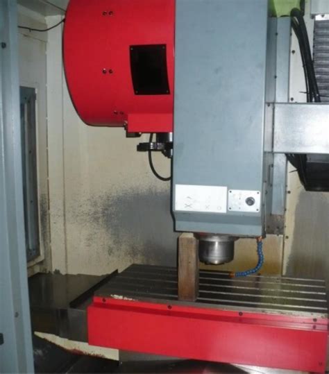 Used Falcon Feeler Vesta Qp L Machining Center Vertical Used