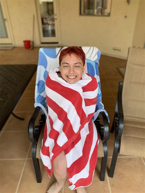 I Had Just Finished Running Around Naked In The Rain When My Fianc E Took This Picture Of Me R