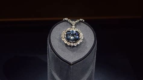 The Hope Diamond The Cursed Blue Gemstone Coveted By Royalty Live