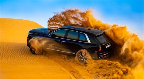 Watch Rolls Royce Cullinan Takes The Sand Dunes Of Dubai By Storm