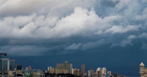 Idalia ya convertida en huracán deja intensas lluvias y apagones en Cuba