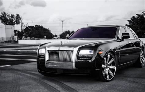 Обои чёрный Rolls Royce Ghost black ролс ройс на телефон и рабочий