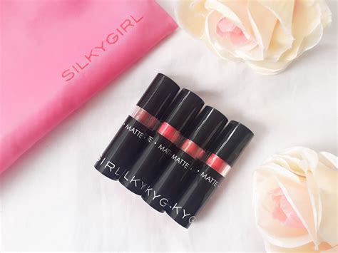 Son Lì SILKYGIRL Màu Nude 01 Nearly Nude 4g Hasaki vn