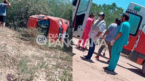 Una familia sufrió un violento vuelco en la Ruta Provincial N92 y casi