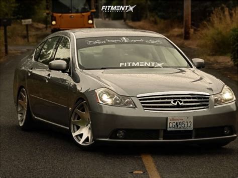 2006 Infiniti M35 Base With 19x95 Mrr Hr3 And Lexani 225x35 On