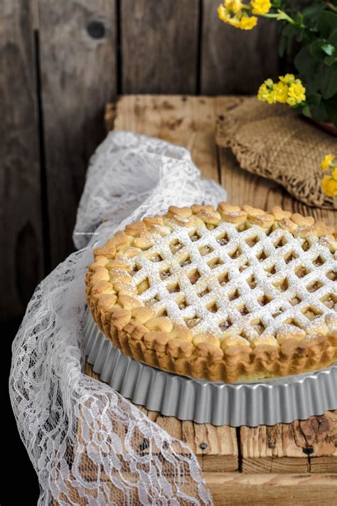 Crostata Alle Mele Con Confettura Di Fragole E Cocco Impastando A