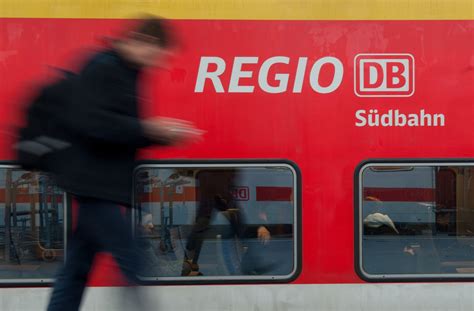 Regionalverkehr in Baden Württemberg Bahn setzt auf mehr Personal und