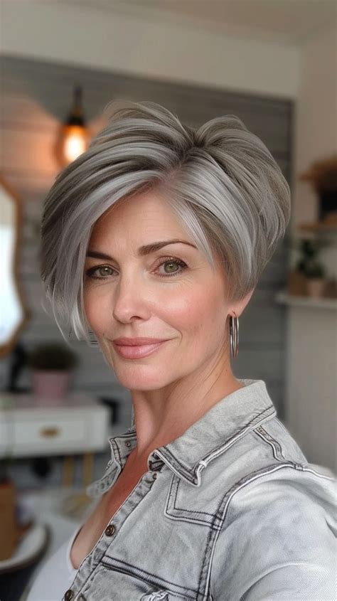 40 Cutest Angled Pixie Hairstyles That Are Perfectly On Trend Pixie Haircut Thick Straight Hair